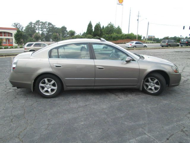 2005 Nissan Altima SLT Quad Cab 2WD