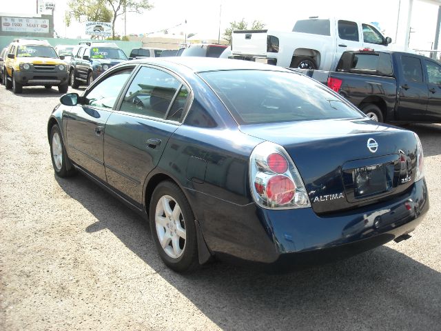 2005 Nissan Altima Pickupslt Quad Cab SWB 4WD 4x4 Truck