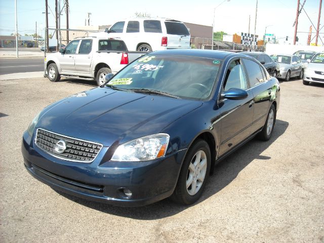 2005 Nissan Altima Pickupslt Quad Cab SWB 4WD 4x4 Truck