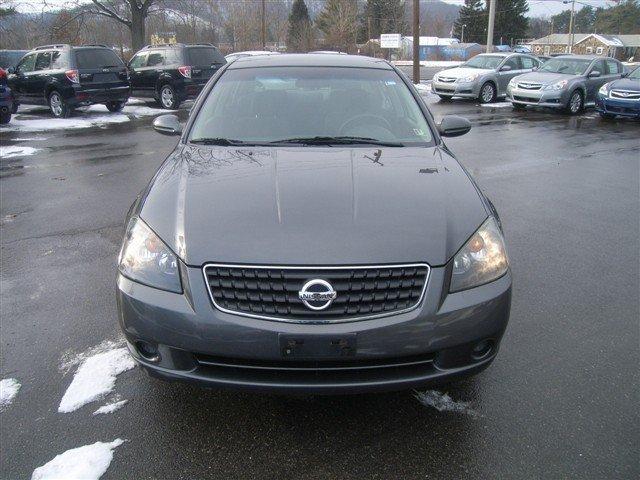 2005 Nissan Altima XR