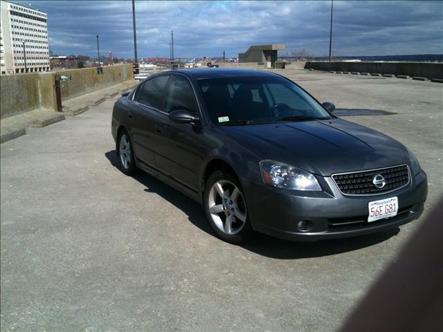 2005 Nissan Altima LE
