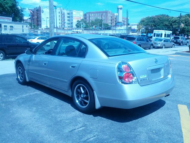 2005 Nissan Altima Hybrid/touring