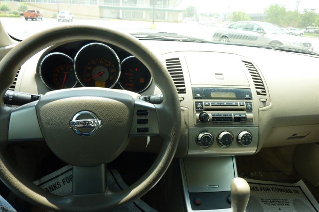 2005 Nissan Altima Unknown