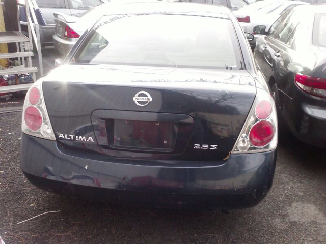 2005 Nissan Altima Pickupslt Quad Cab SWB 4WD 4x4 Truck