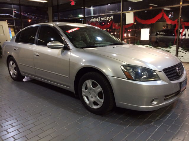 2005 Nissan Altima Pickupslt Quad Cab SWB 4WD 4x4 Truck