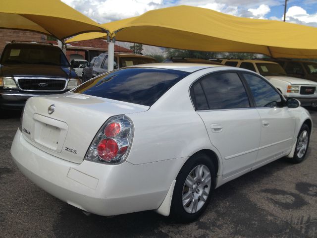 2005 Nissan Altima Pickupslt Quad Cab SWB 4WD 4x4 Truck