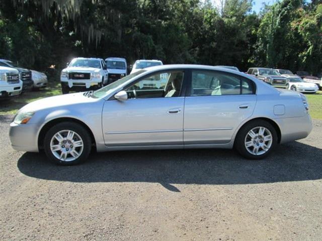 2005 Nissan Altima Pickupslt Quad Cab SWB 4WD 4x4 Truck