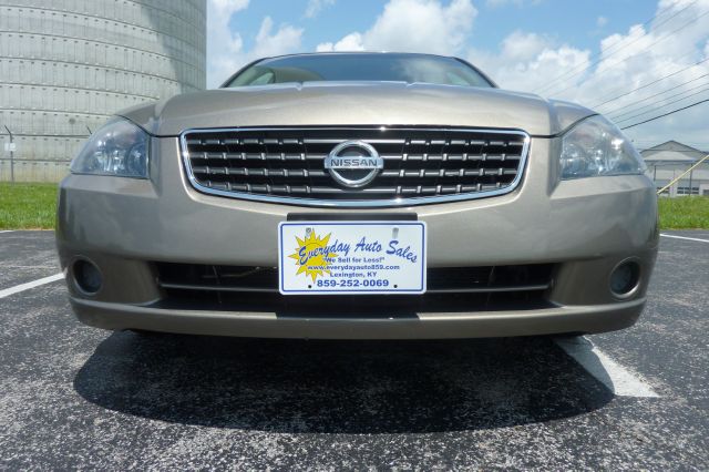 2005 Nissan Altima Unknown