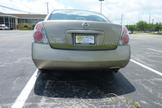 2005 Nissan Altima Unknown