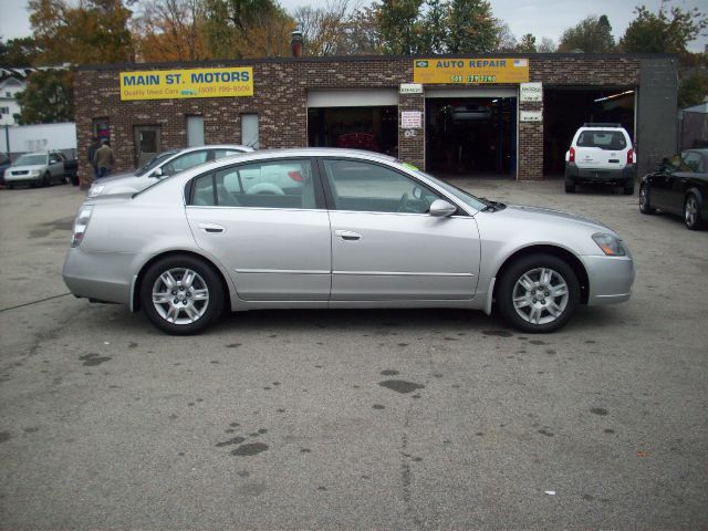 2005 Nissan Altima Pickupslt Quad Cab SWB 4WD 4x4 Truck