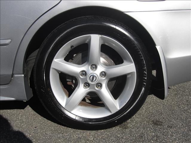 2005 Nissan Altima Front-wheel Drive LS SUV