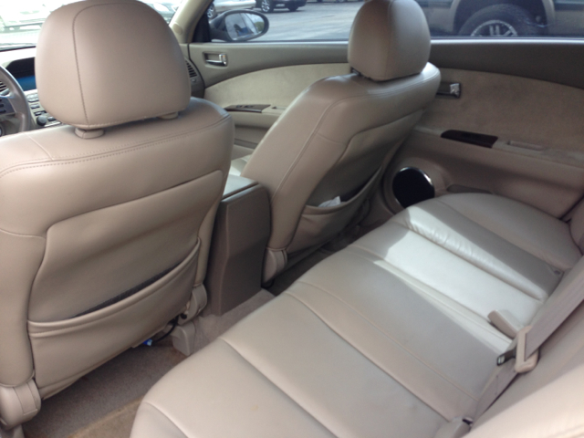 2005 Nissan Altima ST Pickup 4D 5 1/2 Ft