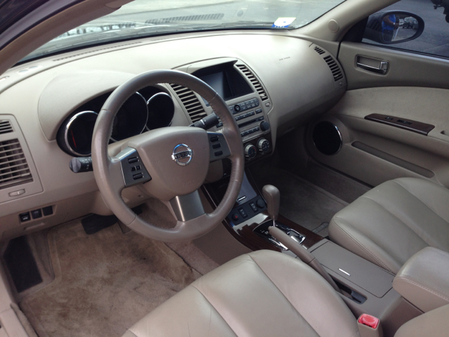 2005 Nissan Altima ST Pickup 4D 5 1/2 Ft