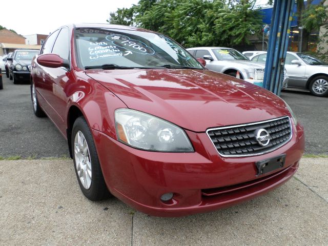 2005 Nissan Altima Pickupslt Quad Cab SWB 4WD 4x4 Truck
