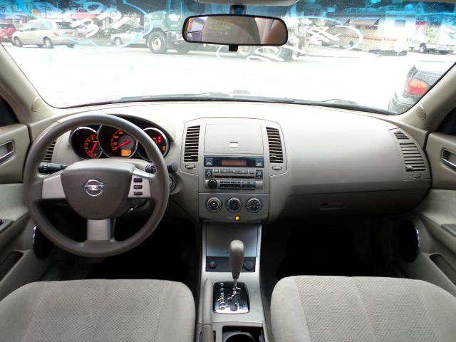 2005 Nissan Altima Pickupslt Quad Cab SWB 4WD 4x4 Truck