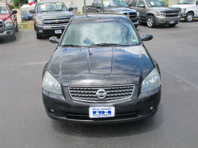 2005 Nissan Altima LE