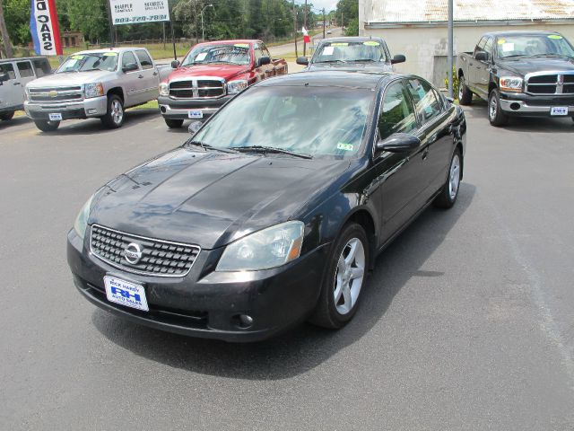 2005 Nissan Altima LE