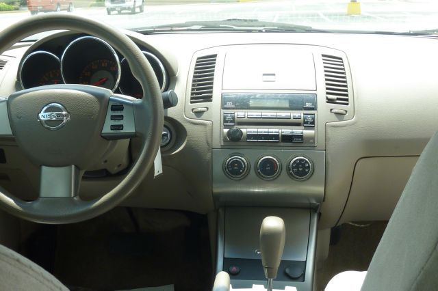 2005 Nissan Altima SLT Quad Cab 2WD