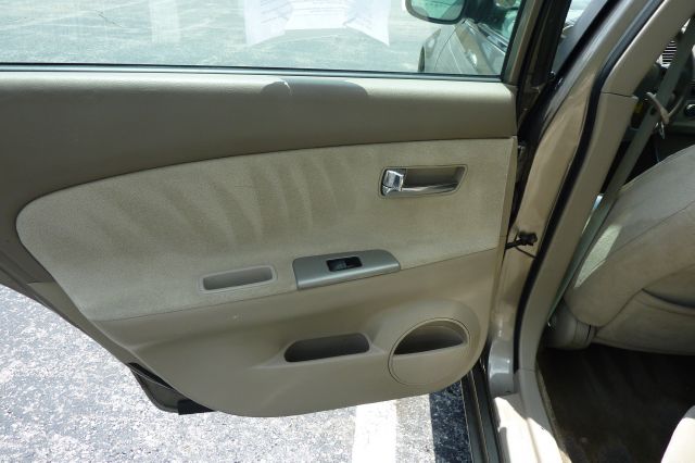 2005 Nissan Altima SLT Quad Cab 2WD