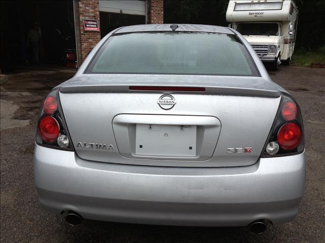 2005 Nissan Altima Crew Cab Standard Box 4-wheel Drive SLE