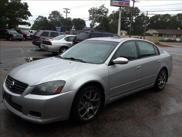 2005 Nissan Altima Crew Cab Standard Box 4-wheel Drive SLE