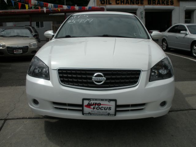 2005 Nissan Altima GS-R