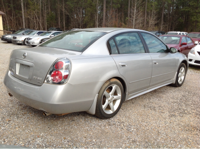 2005 Nissan Altima LE
