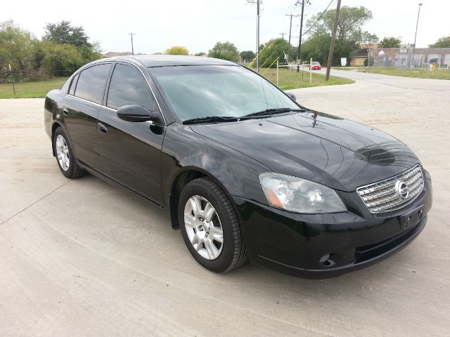2005 Nissan Altima SLT Quad Cab 2WD