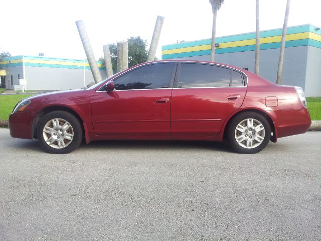 2005 Nissan Altima Pickupslt Quad Cab SWB 4WD 4x4 Truck