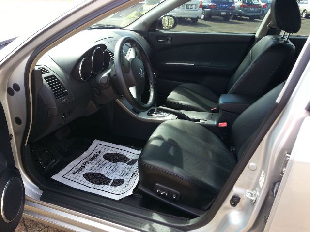 2005 Nissan Altima SLT Quad Cab 2WD