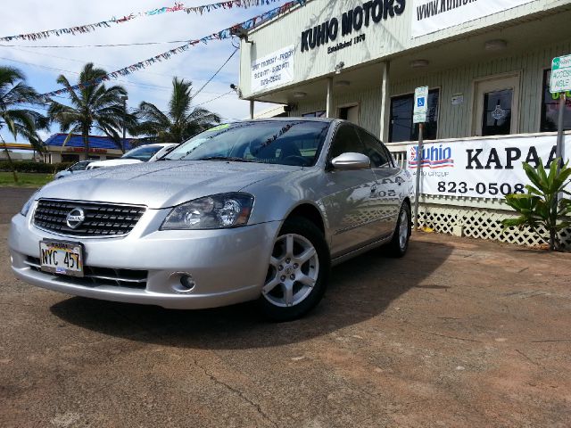 2005 Nissan Altima SLT Quad Cab 2WD