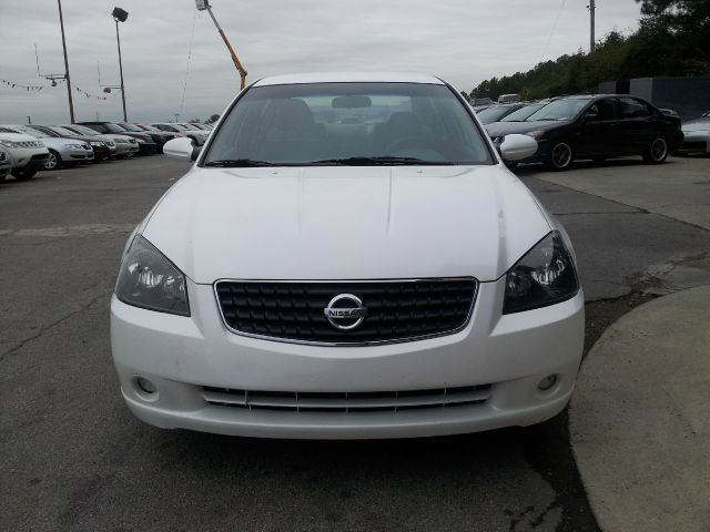 2005 Nissan Altima Pickupslt Quad Cab SWB 4WD 4x4 Truck