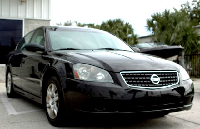 2005 Nissan Altima GS-R