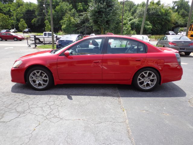 2005 Nissan Altima Crew Cab Standard Box 4-wheel Drive SLE