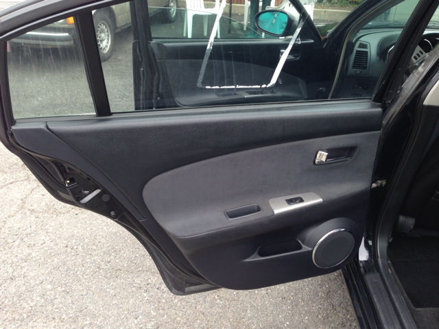 2005 Nissan Altima ST Pickup 4D 5 1/2 Ft