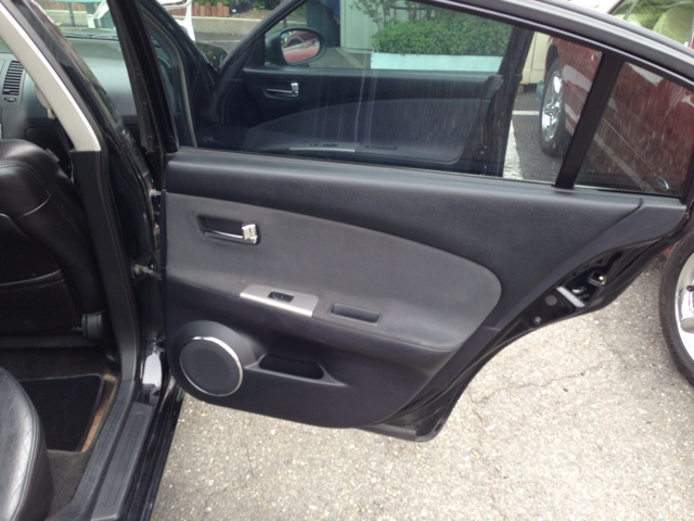 2005 Nissan Altima ST Pickup 4D 5 1/2 Ft