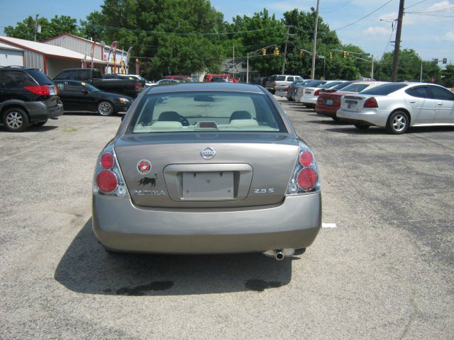 2005 Nissan Altima Unknown