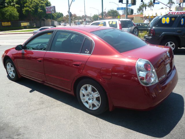 2005 Nissan Altima Pickupslt Quad Cab SWB 4WD 4x4 Truck