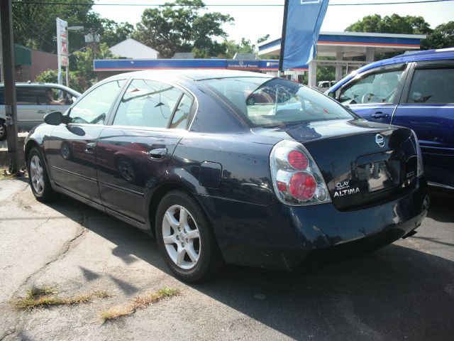2005 Nissan Altima Pickupslt Quad Cab SWB 4WD 4x4 Truck