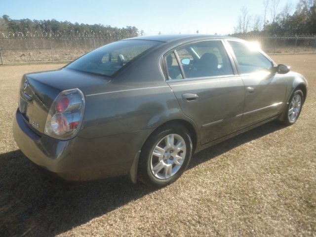 2005 Nissan Altima Unknown