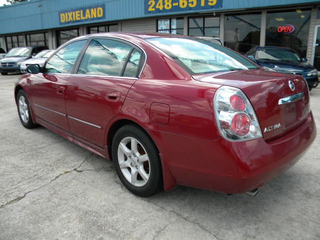 2005 Nissan Altima ST Pickup 4D 5 1/2 Ft