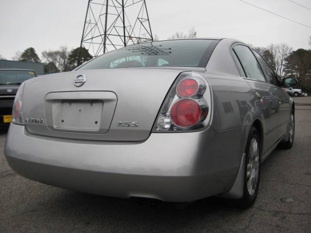 2005 Nissan Altima XR