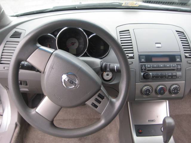 2005 Nissan Altima XR
