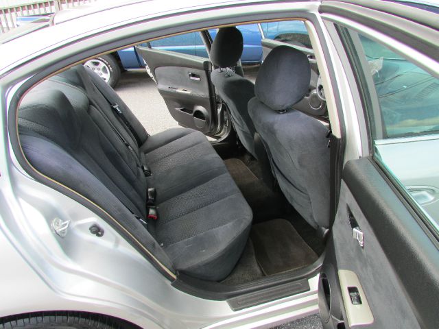 2005 Nissan Altima Pickupslt Quad Cab SWB 4WD 4x4 Truck