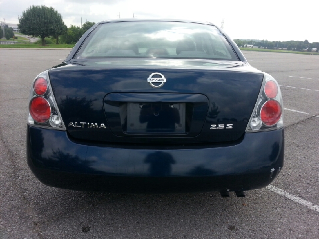 2006 Nissan Altima Pickupslt Quad Cab SWB 4WD 4x4 Truck