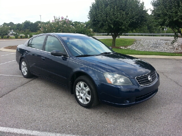 2006 Nissan Altima Pickupslt Quad Cab SWB 4WD 4x4 Truck