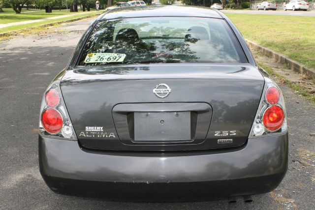 2006 Nissan Altima Pickupslt Quad Cab SWB 4WD 4x4 Truck