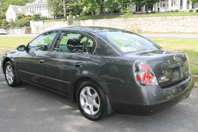 2006 Nissan Altima Pickupslt Quad Cab SWB 4WD 4x4 Truck