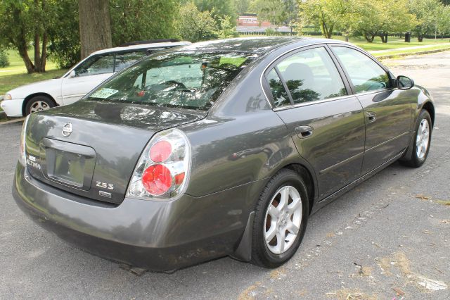 2006 Nissan Altima Pickupslt Quad Cab SWB 4WD 4x4 Truck