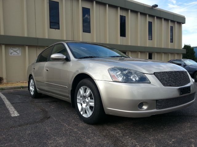2006 Nissan Altima Pickupslt Quad Cab SWB 4WD 4x4 Truck